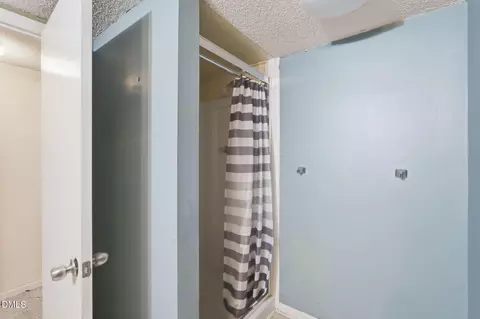 Bath - 103 Mabry Pl, Garner, NC 27529 photo 4 of 4