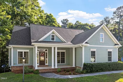 512 Chatham Forest Dr, Pittsboro, NC 27312