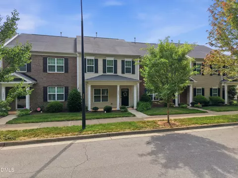 1005 Ileagnes Rd, Raleigh, NC 27603