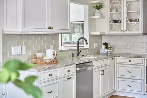 Kitchen - 511 Hugo St, Durham, NC 27704 photo 4 of 6