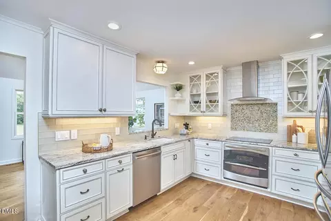 Kitchen - 511 Hugo St, Durham, NC 27704 photo 2 of 6