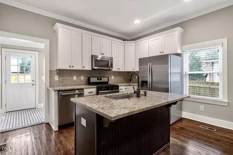 Kitchen - 603 E Cabarrus St, Raleigh, NC 27601 photo 3 of 6