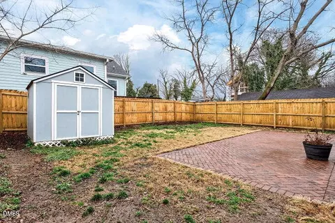 Exterior - 603 E Cabarrus St, Raleigh, NC 27601 photo 6 of 7