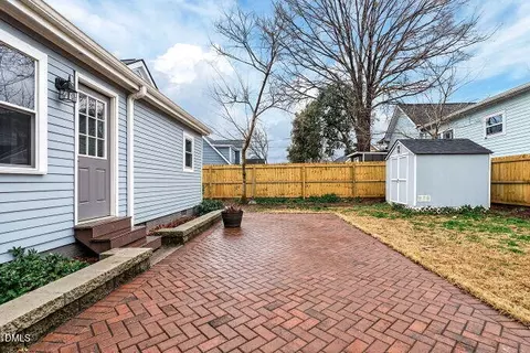Exterior - 603 E Cabarrus St, Raleigh, NC 27601 photo 5 of 7