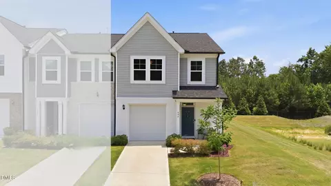 404 Barrington Row Ave, Zebulon, NC 27597