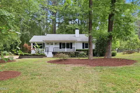 9812 Gralyn Rd, Raleigh, NC 27613