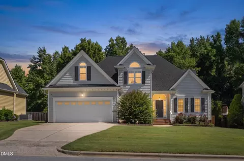 1351 Stone Lion Dr, Fuquay Varina, NC 27526