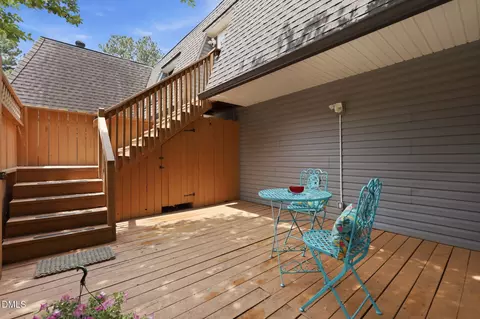 194 Summerwalk Cir # 186, Chapel Hill, NC 27517