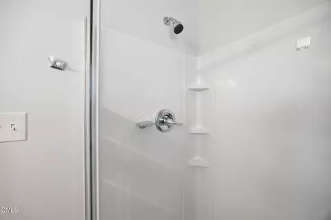 Bath - 1110 N Driver St, Durham, NC 27701 photo 2 of 7