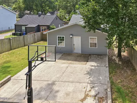 Exterior - 1110 N Driver St, Durham, NC 27701 photo 3 of 8