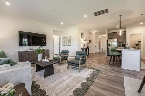 Living - 121 Cribbs Ln, Middlesex, NC 27557 photo 2 of 2