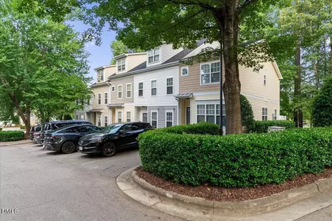 513 Elm Ave, Wake Forest, NC 27587