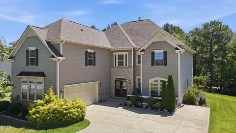 535 Long View Dr, Youngsville, NC 27596
