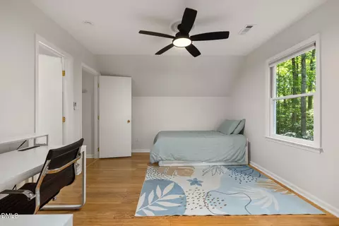 Bedroom - 1615 Valley Run, Durham, NC 27707 photo 5 of 6