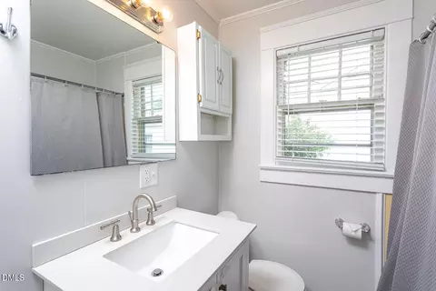 Bath - 103 E Rose St, Smithfield, NC 27577 photo 1 of 3