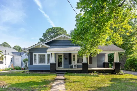 103 E Rose St, Smithfield, NC 27577