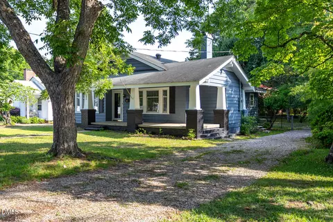 Exterior - 103 E Rose St, Smithfield, NC 27577 photo 3 of 8