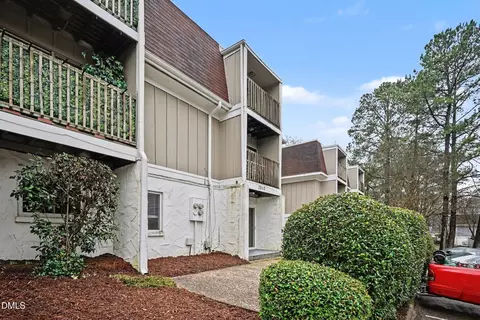 7010 Longstreet Dr #C, Raleigh, NC 27615