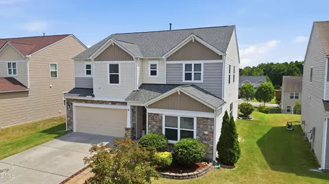 8128 Hovingham Way, Raleigh, NC 27616