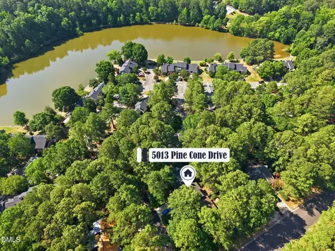 View/Area - 5013 Pine Cone Dr, Durham, NC 27707 photo 4 of 4