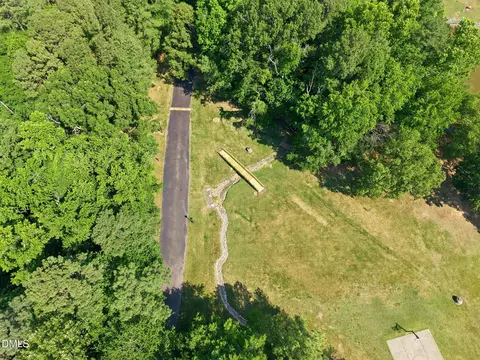 View/Area - 5013 Pine Cone Dr, Durham, NC 27707 photo 3 of 4