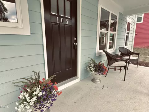 105 Hunter Pl, Carrboro, NC 27510