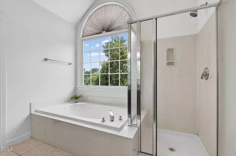 Bath - 6412 Canning Pl, Wake Forest, NC 27587 photo 5 of 6