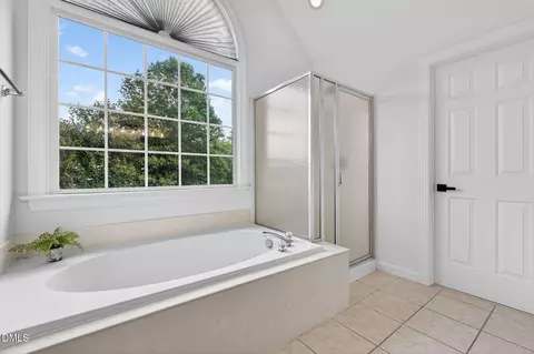 Bath - 6412 Canning Pl, Wake Forest, NC 27587 photo 3 of 6