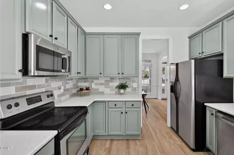 6412 Canning Pl, Wake Forest, NC 27587