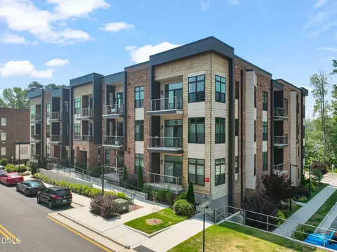 2441 Campus Shore Dr #109, Raleigh, NC 27606
