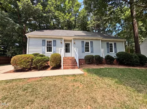 9425 Cartersville Ct, Raleigh, NC 27617