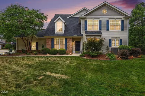 10142 Mizner Ln, Raleigh, NC 27617
