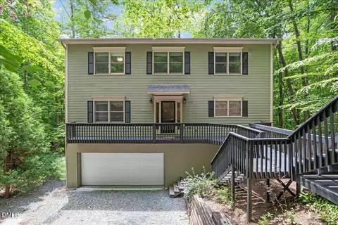 629 Brookview Dr, Chapel Hill, NC 27514