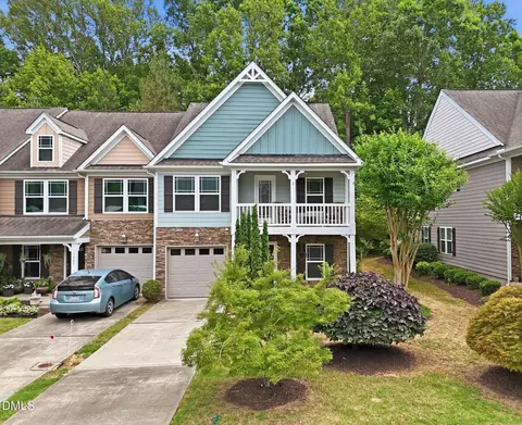 1905 Bartlett Cir, Hillsborough, NC 27278