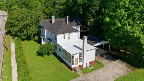 845 S Williams St, Henderson, NC 27536