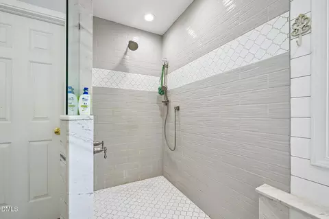 Bath - 2115 Cedar Grove Dr, Durham, NC 27703 photo 3 of 4