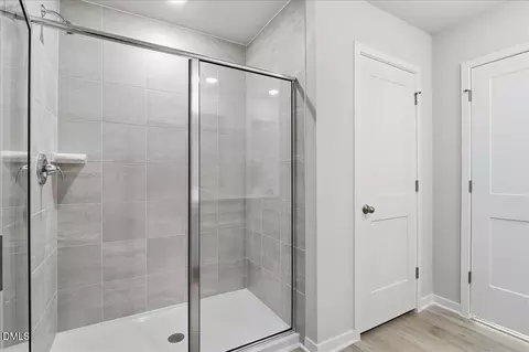 Bath - 1427 Hatteras Rd, Durham, NC 27703 photo 2 of 2