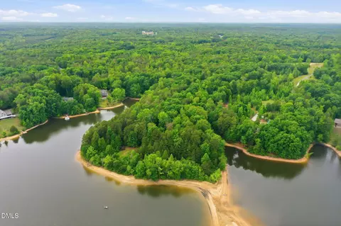 282 Lakefront Dr, Leasburg, NC 27291