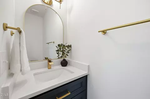 Bath - 209 Minden Ln, Cary, NC 27513 photo 4 of 4