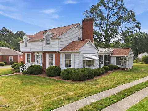203 Hillcrest Dr, Oxford, NC 27565