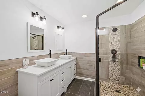 Bath - 1708 Athens Ave, Durham, NC 27707 photo 2 of 2