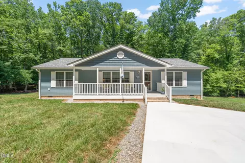 35 Hollyfield Ct, Clarksville, VA 23927