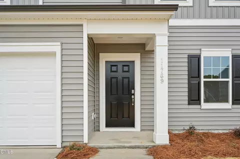 Entry Way - 6640 Chillingham Dr, Middlesex, NC 27557 photo 1 of 2