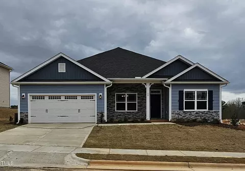 231 River Chapel Dr, Fuquay Varina, NC 27526