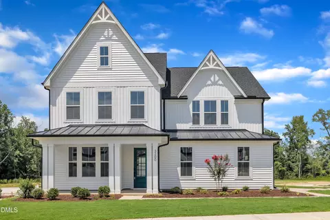 125 W Victoria Ridge Dr, Selma, NC 27576