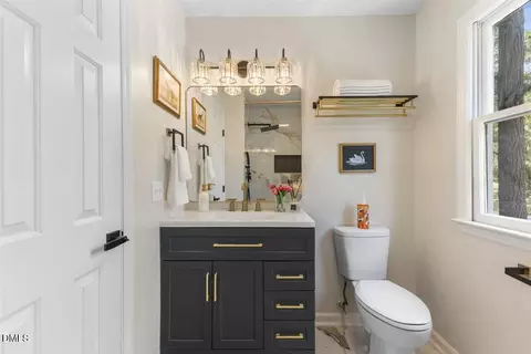 Bath - 1002 Apache Ln, Apex, NC 27502 photo 2 of 6