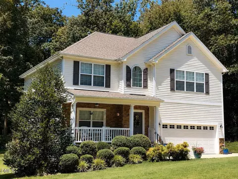 1814 Haw Village Dr, Graham, NC 27253