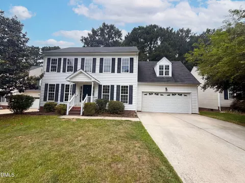 128 Morena Dr, Holly Springs, NC 27540