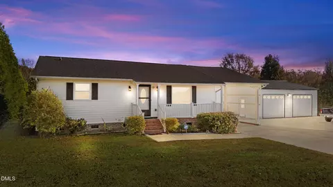 353 N Pleasant Coates Rd, Benson, NC 27504