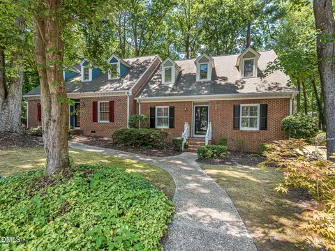 722 Weathergreen Dr, Raleigh, NC 27615